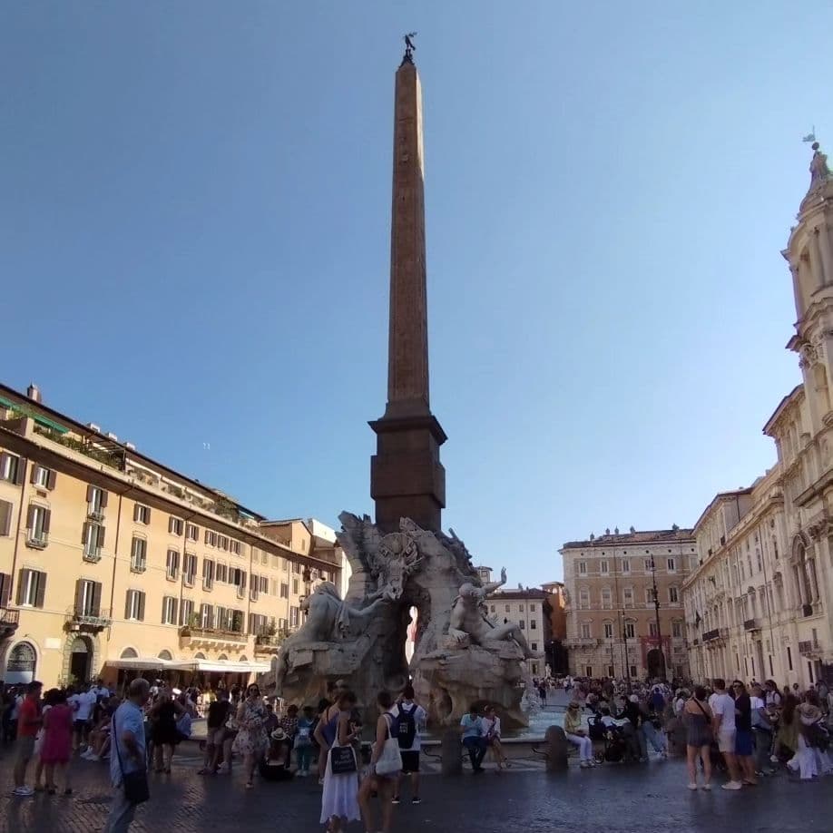 Fontana dei Quattro Fiumi (Fountain of the Four Rivers) in Piazza Navona