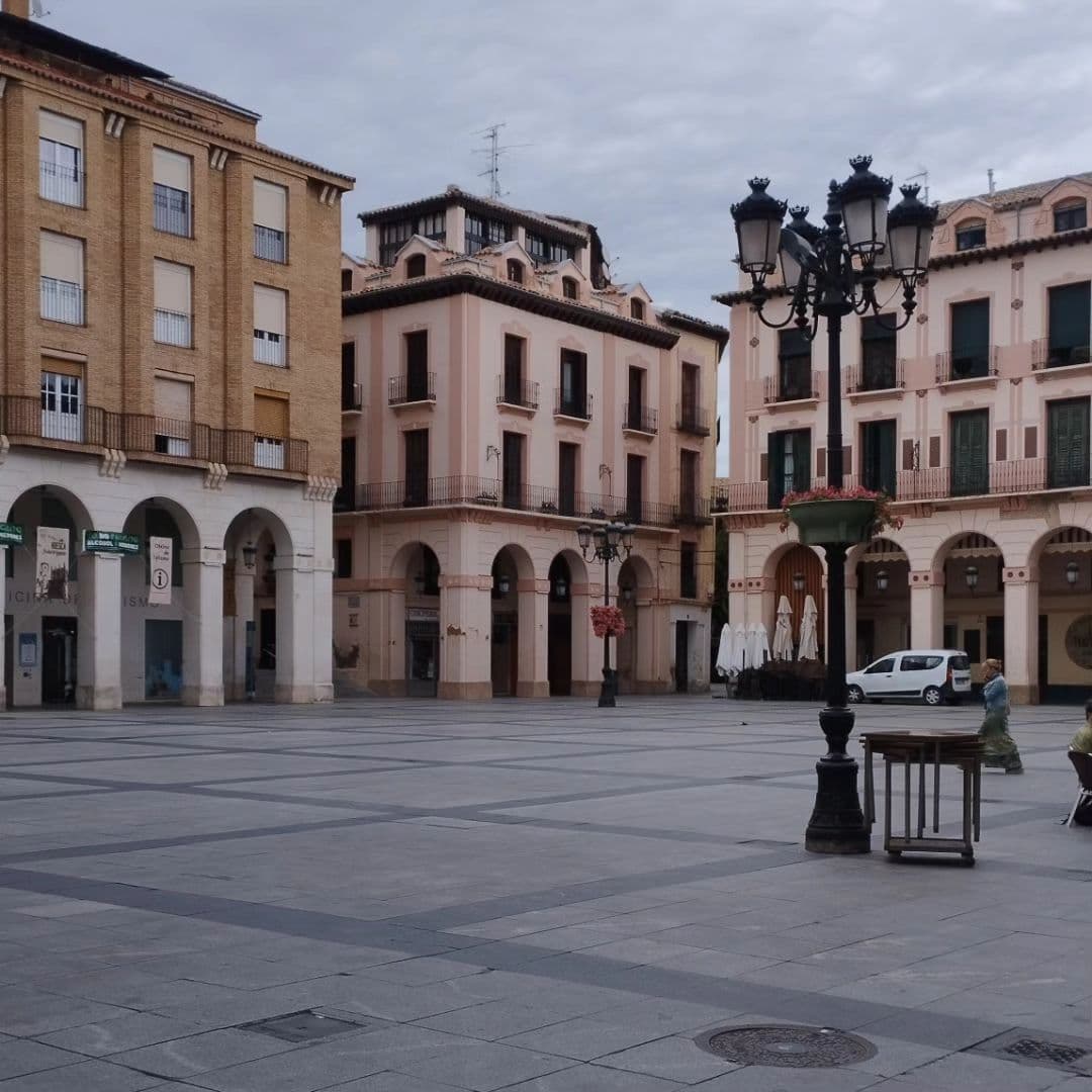 Plaza Luis López Allué